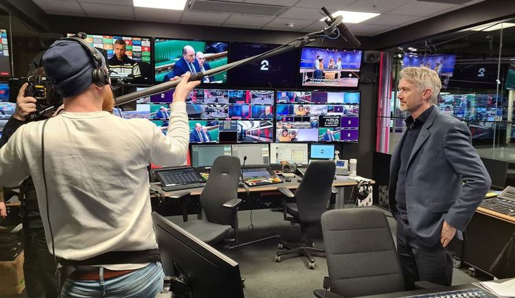 TV 2 har for første gang i avtaleperioden oppfylt alle kravene i avtalen om kommersiell allmennkringkasting. Her representert ved TV 2-sjef Olav T. Sandnes.